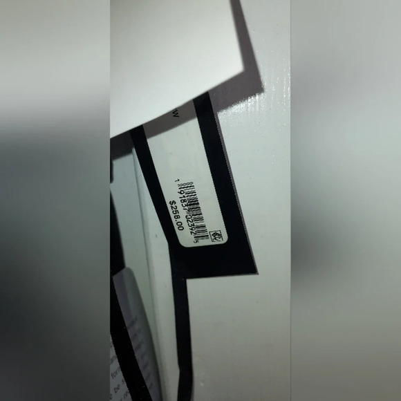 XSCAPE printed satin ball gown with illusion sides - Picture 13 of 14